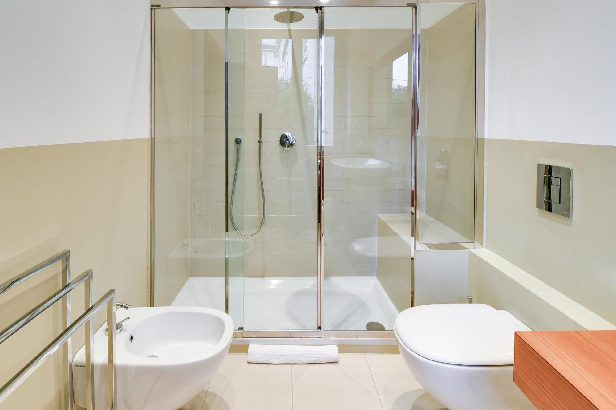 Sweett - Cerva Apartment Milan Bagian luar foto