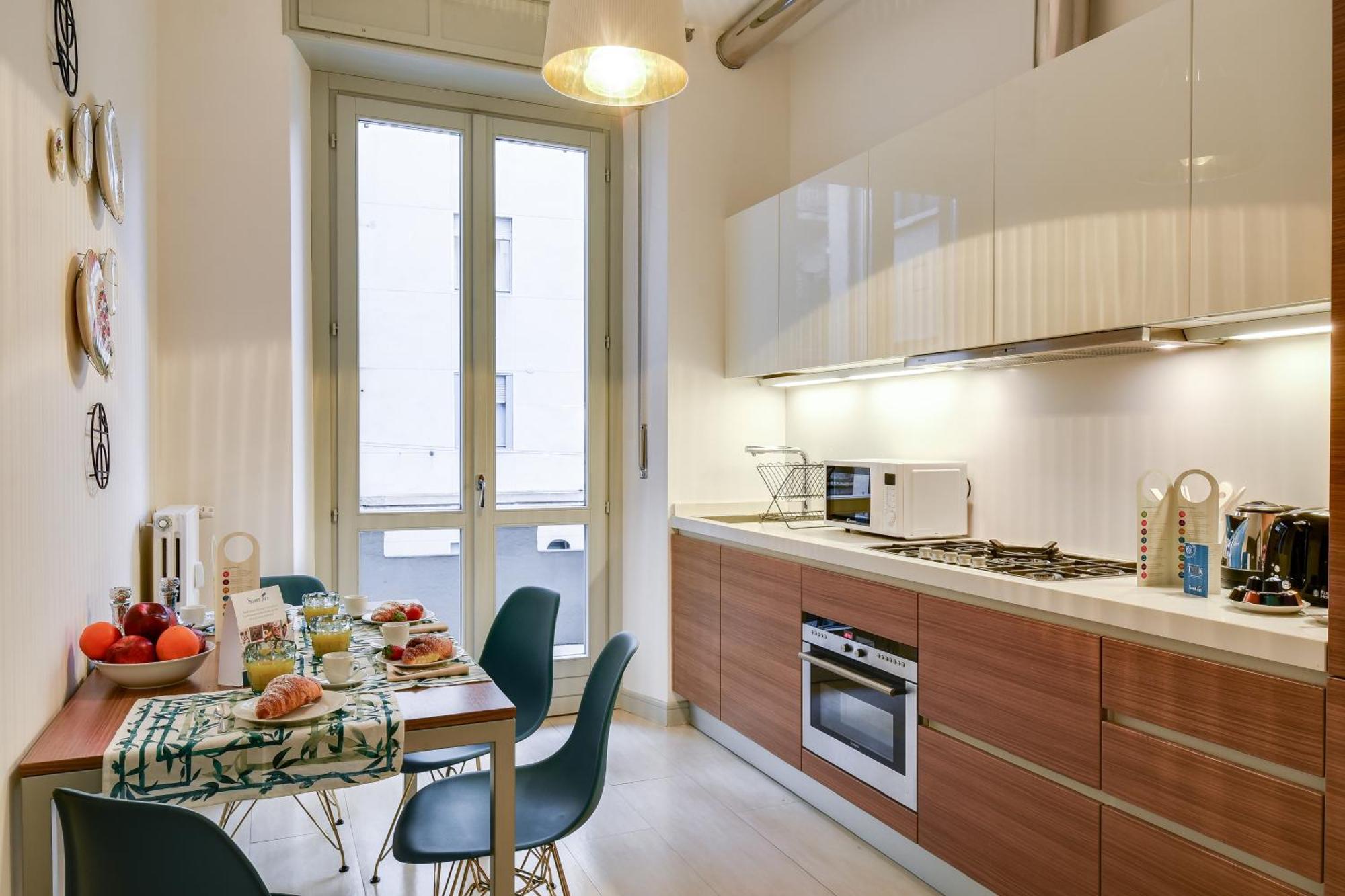 Sweett - Cerva Apartment Milan Bagian luar foto